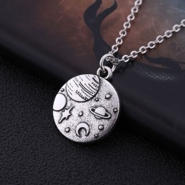 Teamer Universe Pattern Necklace Gifts for Friend Star Moon Antique Silver Jewelry Round Pendant Necklace AH111289